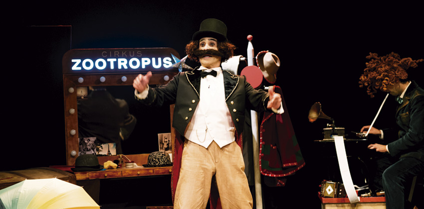 programación de Teatro de Sala Cero en Noviembre Zootropus Cirkus | Sevilla con los peques