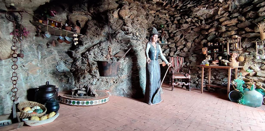 Soportújar, el pueblo de las brujas en la Alpujarra granadina