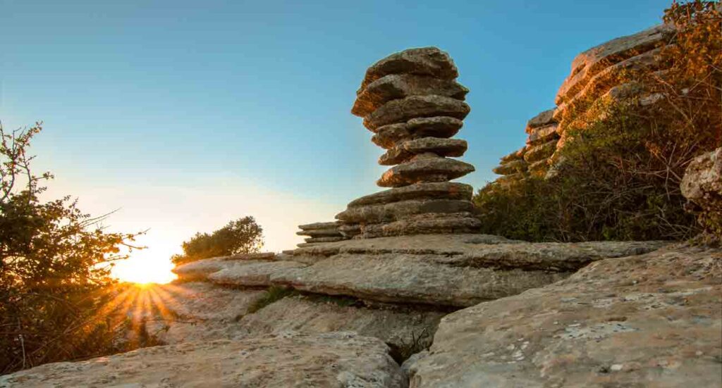 El Tornillo del Torcal, un monumento natural del Paraje Natural Torcal de Antequera en Málaga | Sevilla con los peques