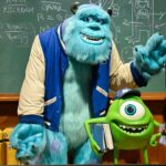 Figura de Monstruos SA en la exposición de Caixaforum Sevilla La ciencia de Pixar | Sevilla con los peques